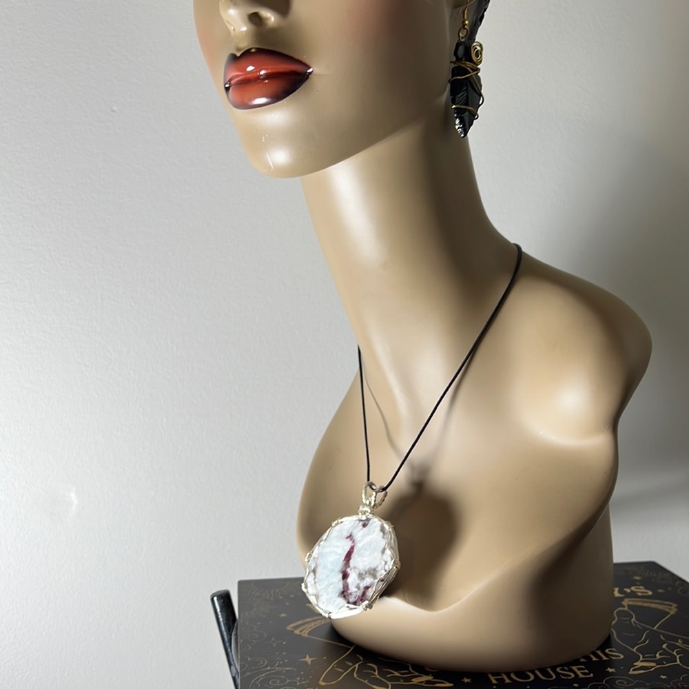 #3 Fucshia and Olive Tourmaline crystal disc pendant w/ silvertone wire necklace